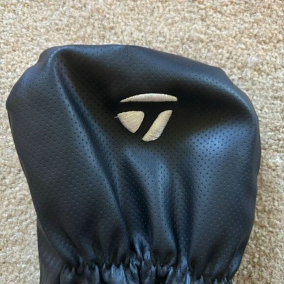 TaylorMade Golf M4 Black Golf Club Driver Head Cover - Picture 4 of 5